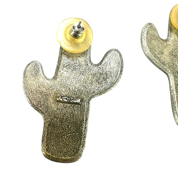 VTG  JJ 1988 SOUTHWESTERN CACTUS COYOTE HAT STAMPED PWETER BROOCH EARRINGS LOT - Picture 7 of 8